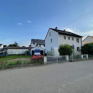 Guntia Mit Grossem Garten Apartamento Günzburg
