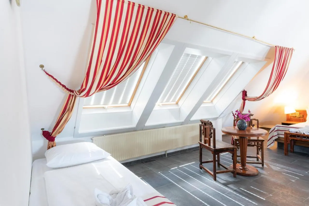 Hotel Astoria Am Urachplatz Stuttgart