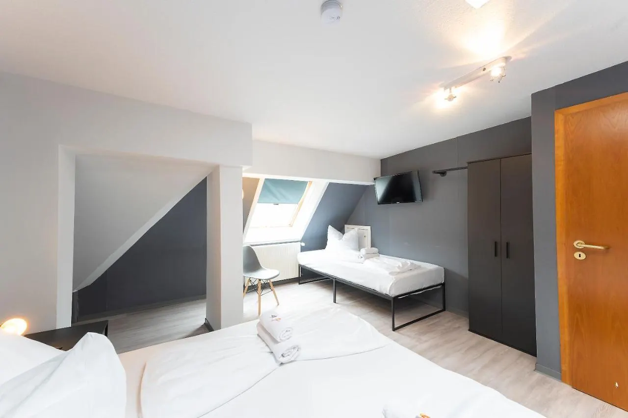 Hotel Astoria Am Urachplatz Stuttgart 3*,  Deutschland