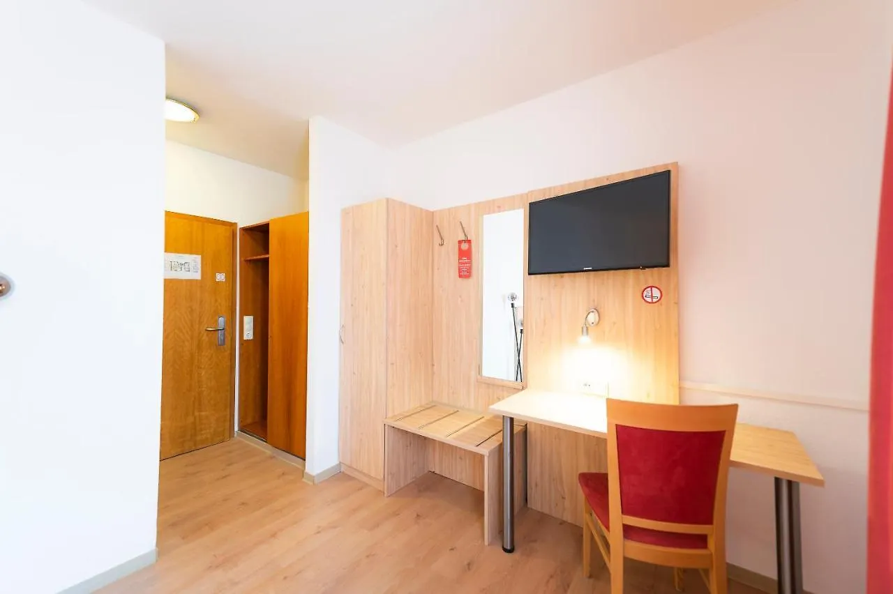 ***  Hotel Astoria Am Urachplatz Stuttgart Deutschland