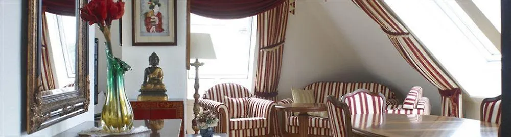 Hotel Astoria Am Urachplatz Stuttgart