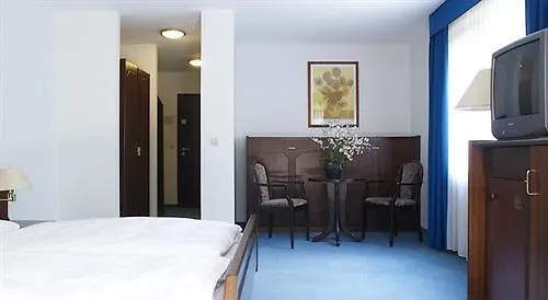 Hotel Astoria Am Urachplatz Stuttgart