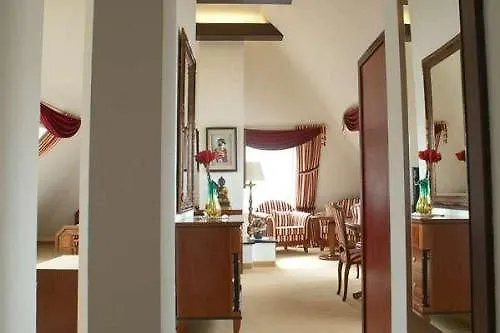 Hotel Astoria Am Urachplatz Stuttgart