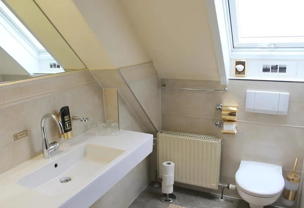 Hotel Astoria Am Urachplatz Stuttgart